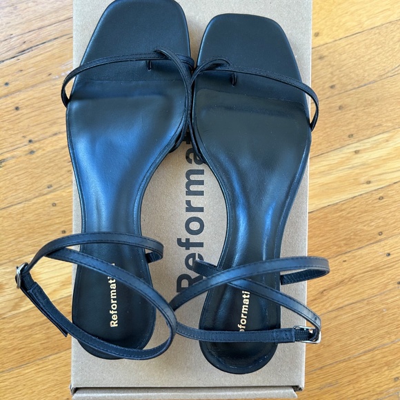 Reformation Georgia Kitten Heeled Sandal Black - Size 7 - Picture 3 of 4